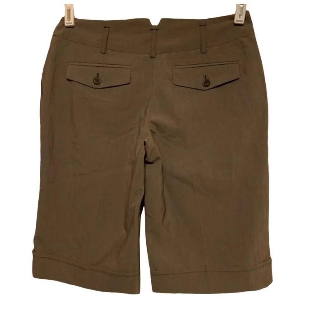 A. BYER SIZE 7 BROWN STRETCH SHORTS-NWT